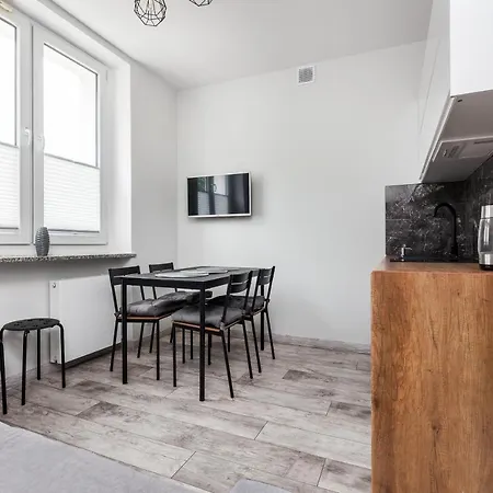 Nadia Apartment *